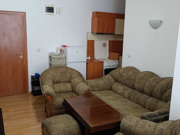 Дава се под наем Тристаен апартамент в София, Студентски град - 72 кв.м за 518.67 € - Снимка #1