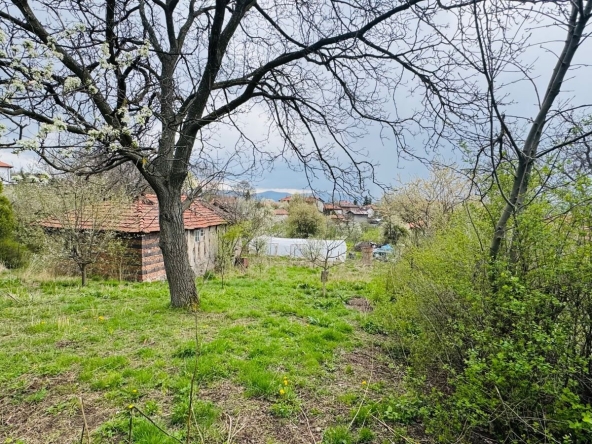 Парцел в Перник, Байкушева махала - 875 кв.м за 35 €/кв.м - Снимка #1