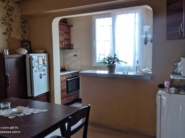 Тристаен апартамент в Перник, Църква - 88 кв.м за 6955 €/кв.м - Снимка #1