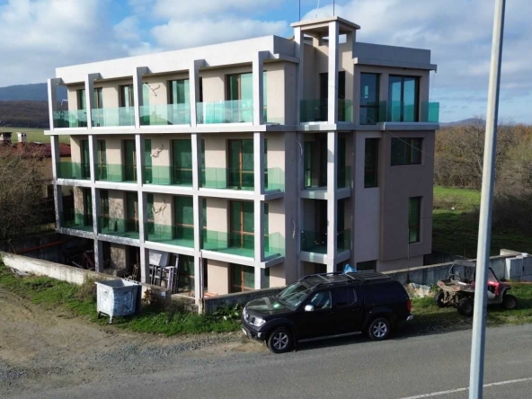 Едностаен апартамент в с. Варвара, Област Бургас - 32 кв.м за 494 €/кв.м - Снимка #1