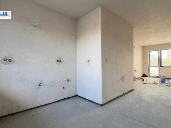 Тристаен апартамент в Велико Търново, Бузлуджа - 116 кв.м за 682 €/кв.м - Снимка #1