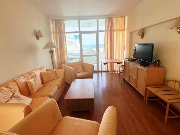Двустаен апартамент в к.к. Слънчев бряг - 103 кв.м за 476 €/кв.м - Снимка #1