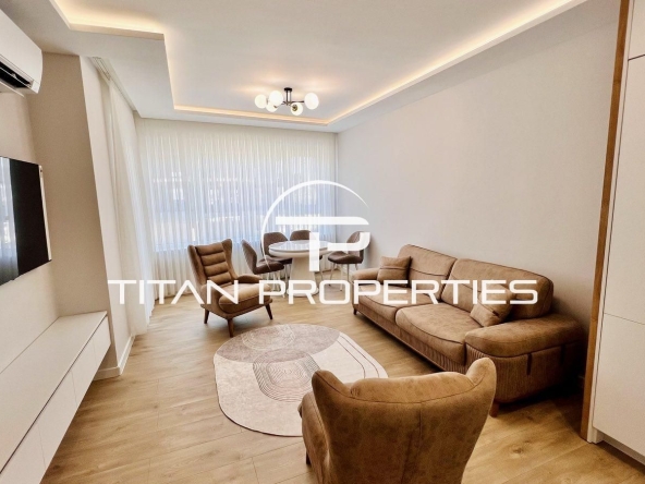 Дава се под наем Двустаен апартамент в Бургас, Славейков - 71 кв.м за 765 € - Снимка #1