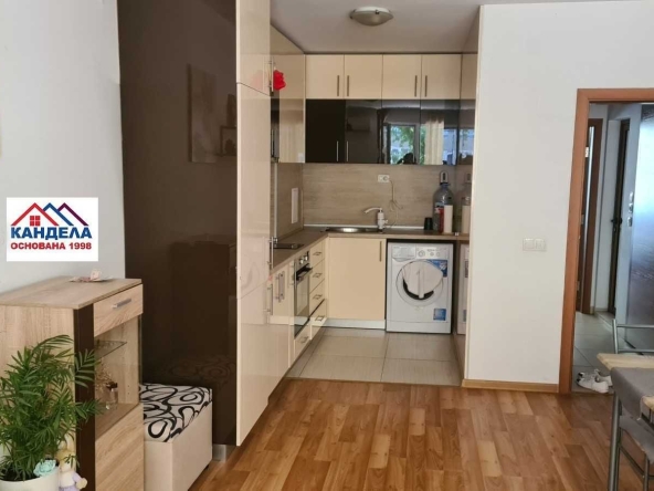 Двустаен апартамент в Пловдив, Център - 83 кв.м за 1723 €/кв.м - Снимка #1