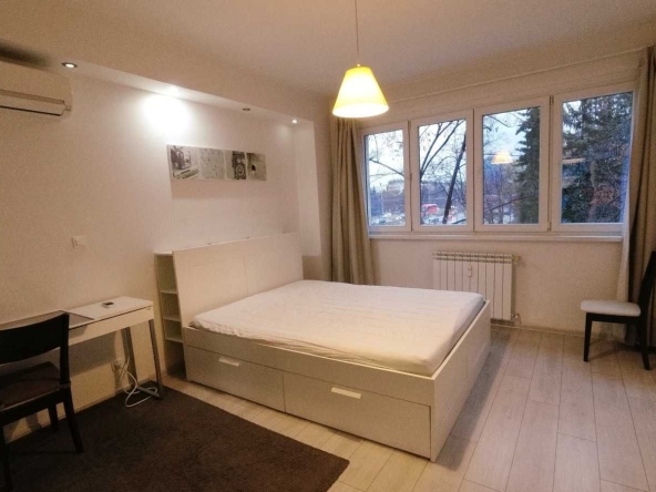 Дава се под наем Тристаен апартамент в София, Зона Б-19 - 90 кв.м за 760 € - Снимка #1