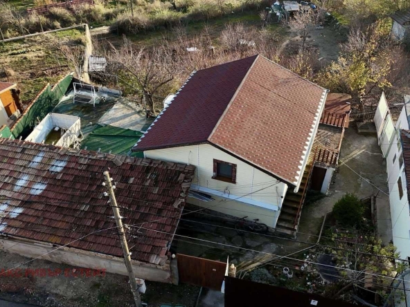 Къща в с. Басарбово, Област Русе - 80 кв.м за 1124 €/кв.м - Снимка #1