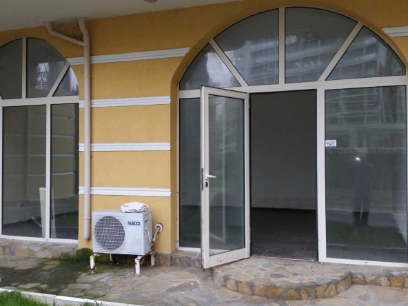 Магазин в к.к. Слънчев бряг - 60 кв.м за 1000 €/кв.м - Снимка #1