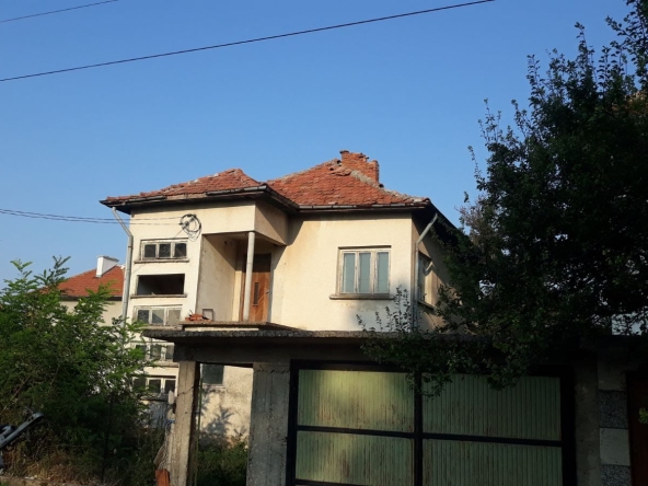 Къща в Бяла Слатина - 200 кв.м за 162 €/кв.м - Снимка #1