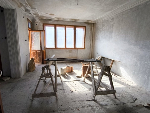 Четиристаен апартамент в Хисаря - 127 кв.м за 1024 €/кв.м - Снимка #1