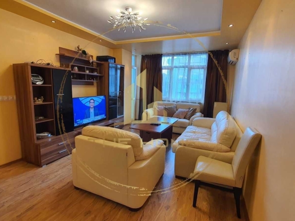 Дава се под наем Двустаен апартамент в Варна, Общината - 60 кв.м за 700 € - Снимка #1