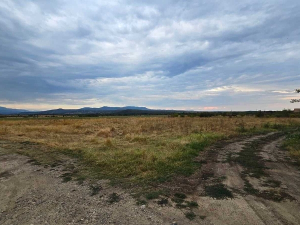 Парцел в с. Горна махала, Област Пловдив - 580 кв.м за 18 €/кв.м - Снимка #1