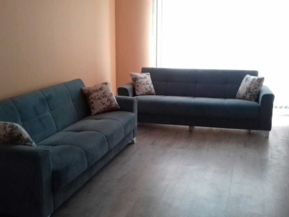 Дава се под наем Тристаен апартамент в Пловдив, Христо Смирненски - 83 кв.м за 331.5 € - Снимка #1