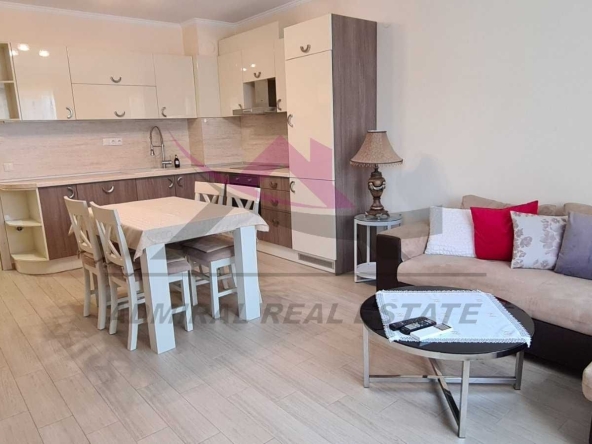 Дава се под наем Двустаен апартамент в Варна, Цветен квартал - 60 кв.м за 550 € - Снимка #1