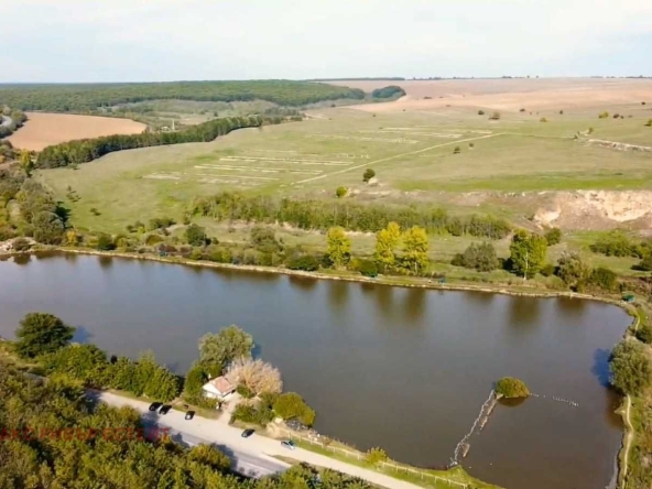 Парцел в Цар Калоян - 70000 кв.м за 6 €/кв.м - Снимка #1