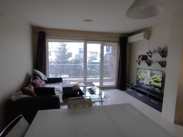 Тристаен апартамент в София, Център - 90 кв.м за 2778 €/кв.м - Снимка #1