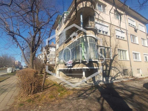 Многостаен апартамент в Горна Оряховица - 95 кв.м за 748 €/кв.м - Снимка #1