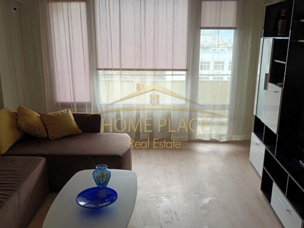 Дава се под наем Четиристаен апартамент в Варна, Цветен квартал - 100 кв.м за 510 € - Снимка #1