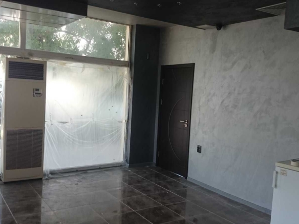 Офис в Бургас, Славейков - 122 кв.м за 795 €/кв.м - Снимка #1