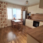 Дава се под наем Двустаен апартамент в Варна, Цветен квартал - 68 кв.м за 650 € - Снимка #1