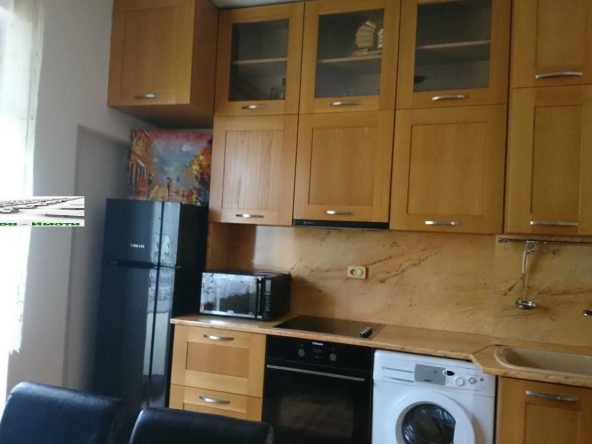 Дава се под наем Двустаен апартамент в Пловдив, Младежки Хълм - 60 кв.м за 459 € - Снимка #1