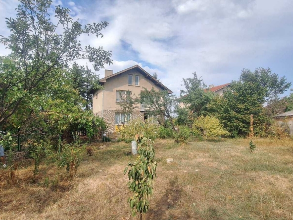 Къща в с. Нови хан, Област София-област - 228 кв.м за 987 €/кв.м - Снимка #1