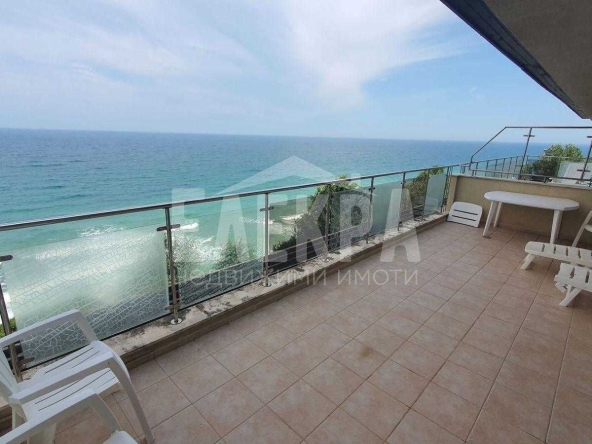 Четиристаен апартамент в Бяла - 180 кв.м за 834 €/кв.м - Снимка #1