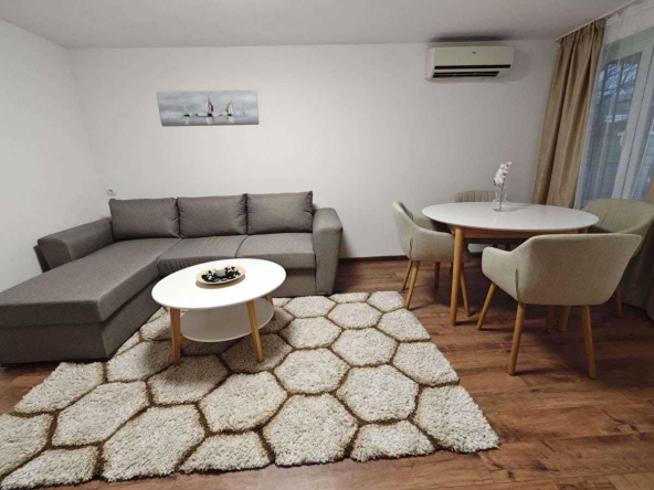 Дава се под наем Двустаен апартамент в Варна, Левски - 55 кв.м за 475 € - Снимка #1