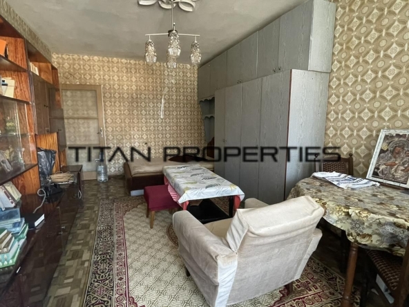 Четиристаен апартамент в Бургас, Лазур - 85 кв.м за 1942 €/кв.м - Снимка #1