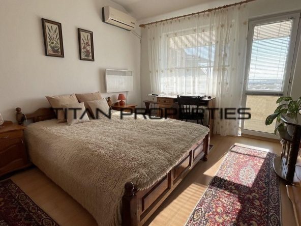 Двустаен апартамент в Бургас, Долно Езерово - 70 кв.м за 1143 €/кв.м - Снимка #1