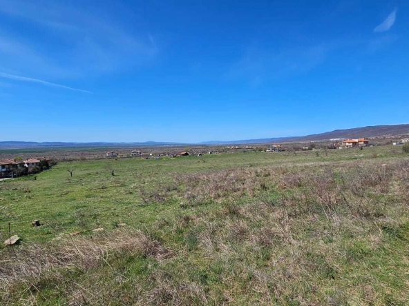 Парцел в с. Кошарица, Област Бургас - 1551 кв.м за 30 €/кв.м - Снимка #1