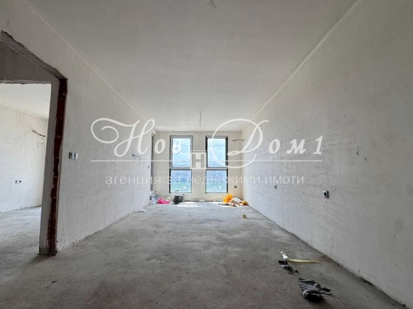 Двустаен апартамент в Пловдив, Кършияка - 79 кв.м за 1339 €/кв.м - Снимка #1