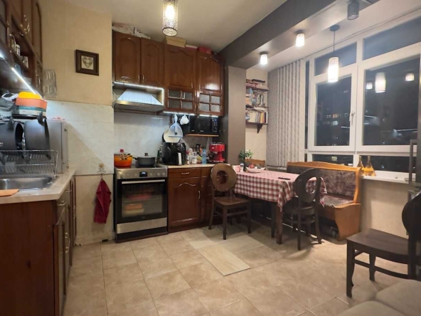 Тристаен апартамент в София, Изток - 81 кв.м за 3482 €/кв.м - Снимка #1