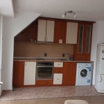 Дава се под наем Тристаен апартамент в Варна, Цветен квартал - 83 кв.м за 561 € - Снимка #1