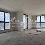 Тристаен апартамент в Пловдив, Тракия - 117 кв.м за 1148 €/кв.м - Снимка #1