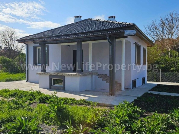 Къща в с. Дюлево, Област Бургас - 135 кв.м за 956 €/кв.м - Снимка #1