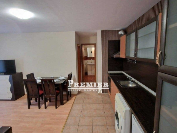 Двустаен апартамент в к.к. Слънчев бряг - 64 кв.м за 977 €/кв.м - Снимка #1