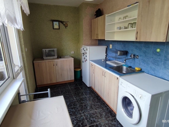 Дава се под наем Двустаен апартамент в Казанлък - 66 кв.м за 255 € - Снимка #1