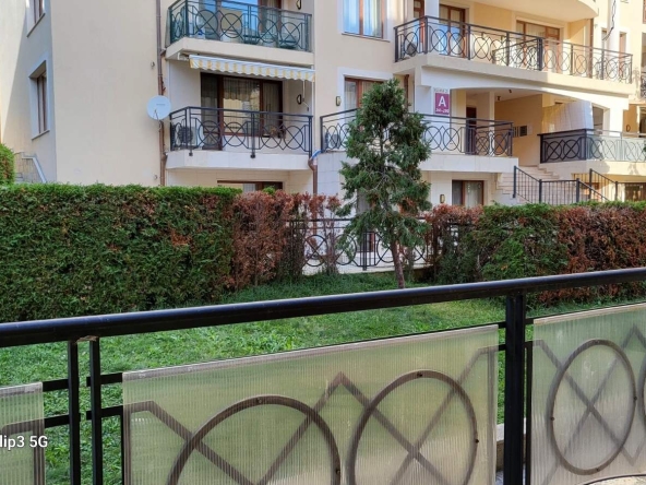 Дава се под наем Двустаен апартамент в к.к. Златни пясъци - 77 кв.м за 550 € - Снимка #1