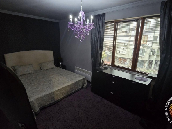 Дава се под наем Двустаен апартамент в Бургас, Възраждане - 65 кв.м за 765 € - Снимка #1