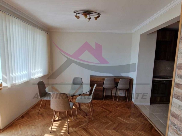 Дава се под наем Двустаен апартамент в Варна, Колхозен пазар - 70 кв.м за 700 € - Снимка #1