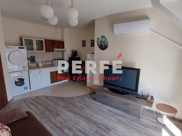 Дава се под наем Двустаен апартамент в Бургас, Лазур - 58 кв.м за 459 € - Снимка #1