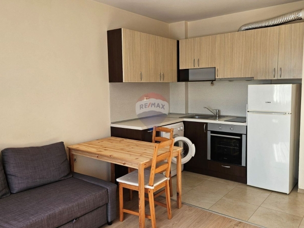Дава се под наем Двустаен апартамент в Варна, Базар Левски - 68 кв.м за 408 € - Снимка #1