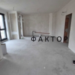 Тристаен апартамент в Пловдив, Христо Смирненски - 130 кв.м за 1916 €/кв.м - Снимка #1