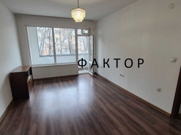 Двустаен апартамент в Пловдив, Христо Смирненски - 70 кв.м за 1258 €/кв.м - Снимка #1