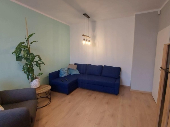 Дава се под наем Тристаен апартамент в София, Красно село - 61 кв.м за 700 € - Снимка #1