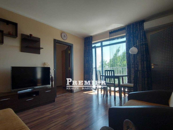 Тристаен апартамент в к.к. Слънчев бряг - 98 кв.м за 919 €/кв.м - Снимка #1