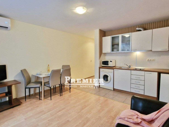Тристаен апартамент в к.к. Слънчев бряг - 84 кв.м за 923 €/кв.м - Снимка #1