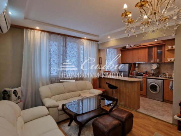 Двустаен апартамент в Шумен, Център - 51 кв.м за 2400 €/кв.м - Снимка #1