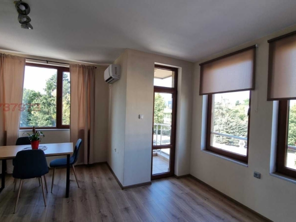 Дава се под наем Двустаен апартамент в Харманли - 80 кв.м за 357 € - Снимка #1