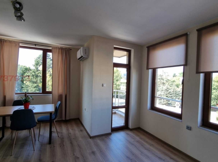 Дава се под наем Двустаен апартамент в Харманли - 80 кв.м за 357 € - Снимка #1